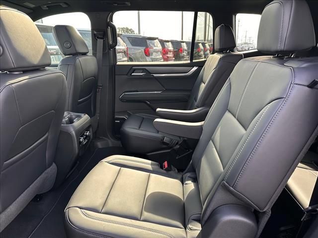 New 2026 GMC Acadia Elevation w/ Black Edition FWD image 19
