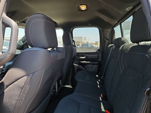 Used 2026 RAM 1500 Express AWD/4WD image 17