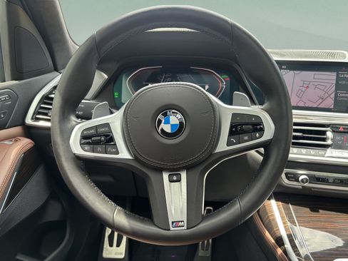 Used 2021 BMW X7 xDrive40i w/ M Sport Package AWD/4WD image 7