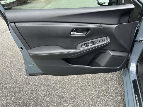 Used 2025 Nissan Sentra SV w/ All-Weather Package FWD image 13