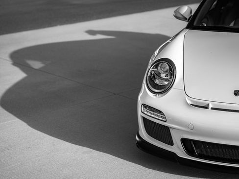 Used 2010 Porsche 911 GT3 RWD image 18