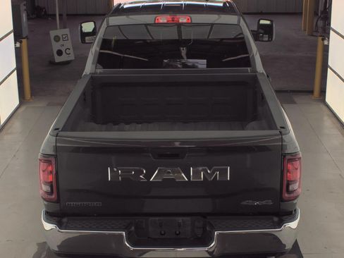 Used 2025 RAM 2500 Big Horn AWD/4WD image 4