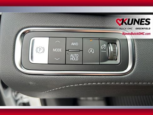 New 2026 Buick Enclave Sport Touring w/ LPO, Floor Liner Package image 35