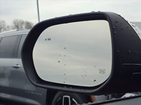 New 2026 Chevrolet Traverse LT w/ Midnight/Sport Edition image 27