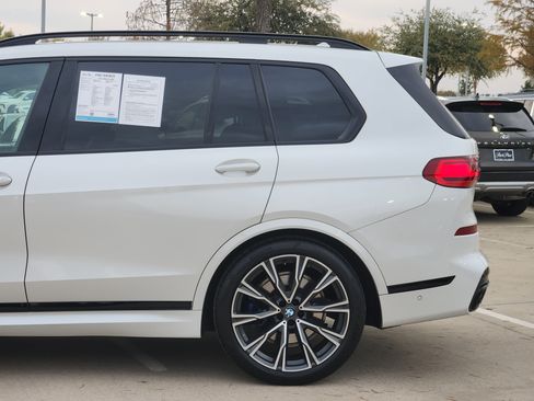 Used 2022 BMW X7 M50i w/ Executive Package image 10