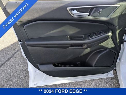 Used 2024 Ford Edge SEL image 14