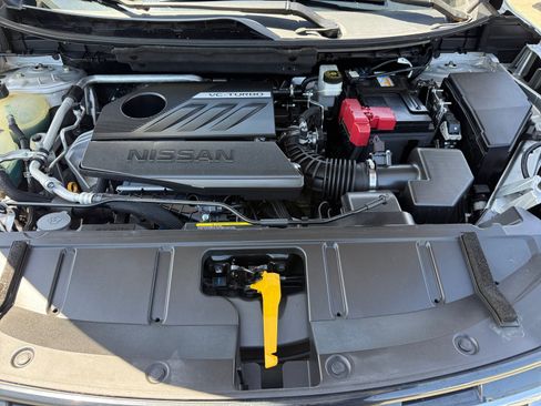 Used 2024 Nissan Rogue SV AWD/4WD image 20
