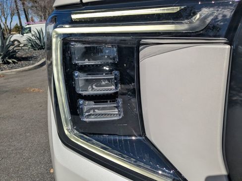 Used 2024 GMC Yukon Denali Ultimate image 24