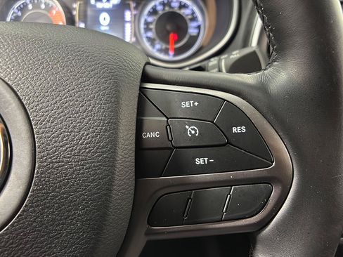 Used 2020 Jeep Cherokee Latitude Lux w/ Quick Order Package 26H Lux AWD/4WD image 27