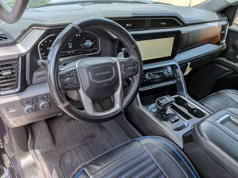 Used 2022 GMC Sierra 1500 Denali AWD/4WD image 16