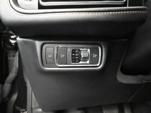 Used 2023 Lincoln Aviator Reserve w/ Class IV Trailer Tow Package image 32