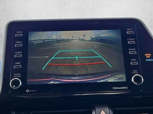 Used 2021 Toyota C-HR LE FWD image 13