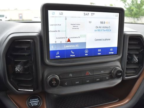 Certified 2024 Ford Bronco Sport Badlands w/ Premium Package AWD/4WD image 13
