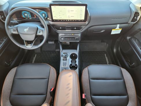 New 2025 Ford Bronco Sport Outer Banks w/ Outer Banks Tech Package+ AWD/4WD image 22