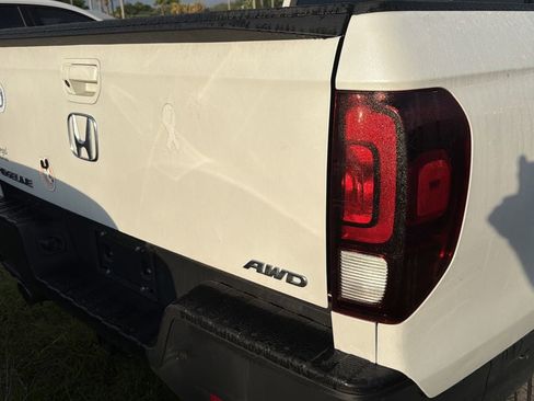 Used 2022 Honda Ridgeline RTL-E image 10