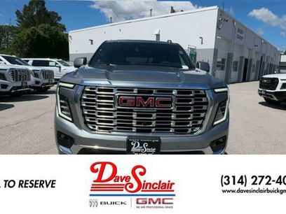 New 2026 GMC Yukon Denali w/ Sun & Power Step Package