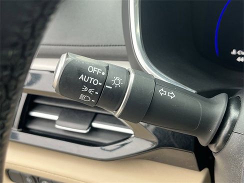 Certified 2023 Acura MDX FWD w/ Technology Package image 24