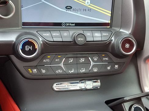 Used 2019 Chevrolet Corvette Grand Sport RWD image 17