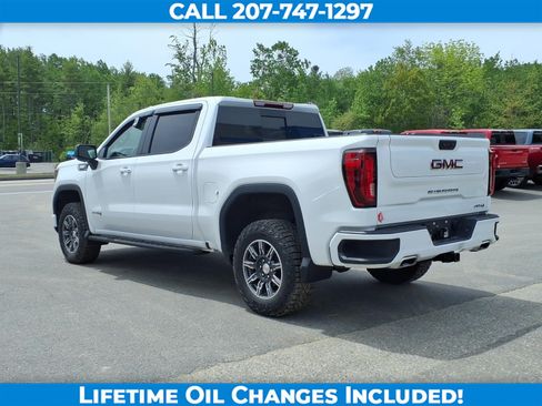Used 2025 GMC Sierra 1500 AT4 w/ AT4 Premium Package AWD/4WD image 7