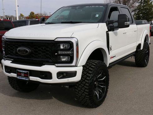 New 2026 Ford F250 Lariat w/ Black Appearance Package image 2