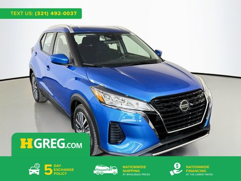 Used 2021 Nissan Kicks SV FWD image 1