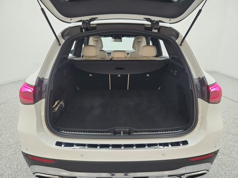 Certified 2026 Mercedes-Benz GLC 300 image 18