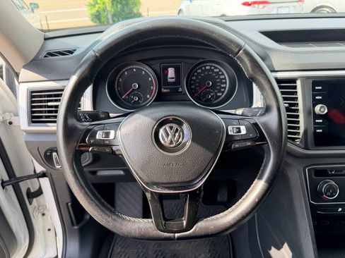 Used 2018 Volkswagen Atlas SE FWD image 19
