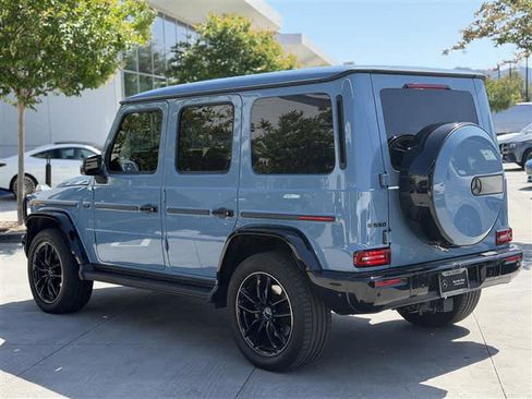 Used 2025 Mercedes-Benz G 550 image 4