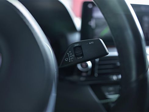 Used 2023 BMW 530i w/ M Sport Package image 28