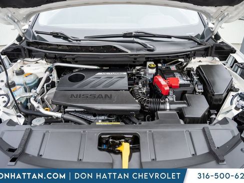 Used 2023 Nissan Rogue SV image 38