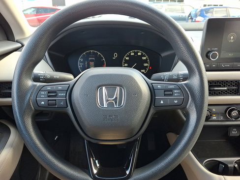 Certified 2024 Honda HR-V LX image 17