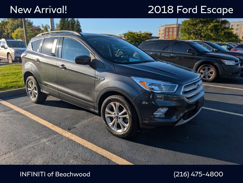 Used 2018 Ford Escape SE w/ SE Sync 3 Package FWD image 1