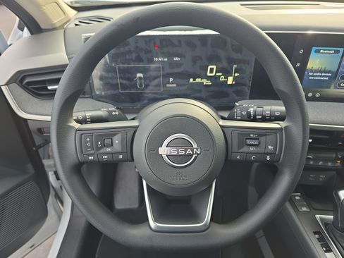 New 2026 Nissan Kicks SV w/ SV Premium Package image 14