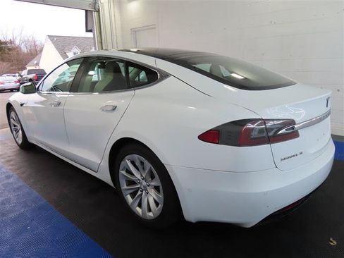 Used 2018 Tesla Model S 100D AWD/4WD image 10