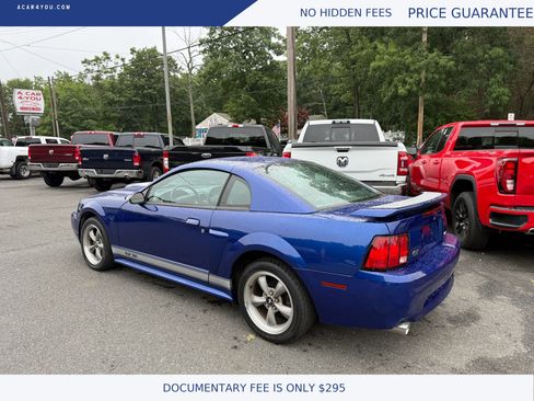 Used 2004 Ford Mustang GT RWD image 3