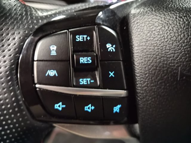 Certified 2022 Ford Explorer ST-Line AWD/4WD image 19