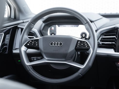 Certified 2024 Audi Q4 e-tron Premium Plus w/ Premium Plus AWD/4WD image 9