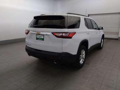 Used 2020 Chevrolet Traverse LT w/ Driver Confidence II Package AWD/4WD image 9