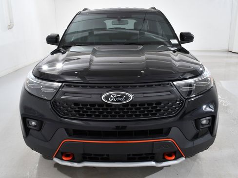 Used 2023 Ford Explorer Timberline w/ Timberline Technology Package image 3