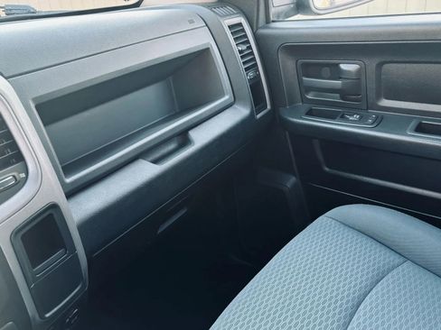 Used 2014 RAM 1500 Express image 35