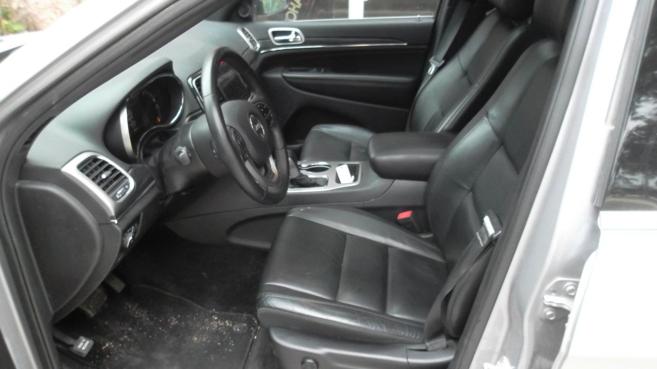 Used 2019 Jeep Grand Cherokee Limited RWD image 16