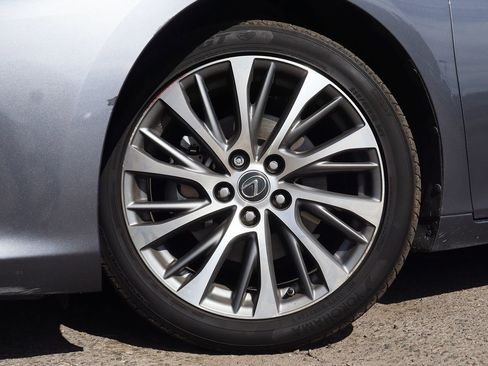 Used 2020 Lexus ES 350 w/ Premium Package image 5