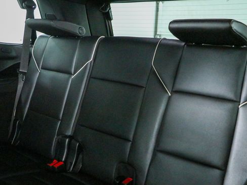 Used 2023 Cadillac Escalade Sport w/ Touring Package AWD/4WD image 31