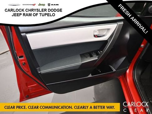 Used 2018 Toyota Corolla L image 11