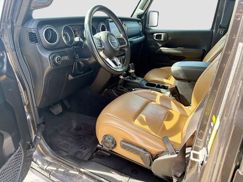 Used 2022 Jeep Gladiator Overland w/ Popular Equipment Package AWD/4WD image 25