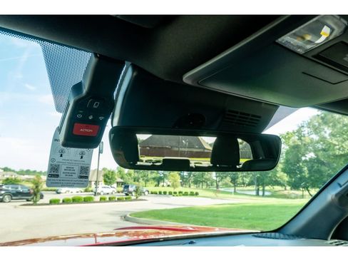 Certified 2026 Toyota Tacoma TRD Off-Road AWD/4WD image 32