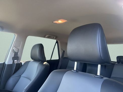 Used 2020 Toyota 4Runner SR5 Premium image 18