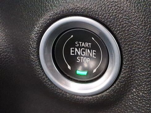 Used 2021 Chevrolet Silverado 1500 RST image 26