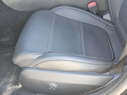 Used 2023 Mercedes-Benz C 300 Sedan image 25