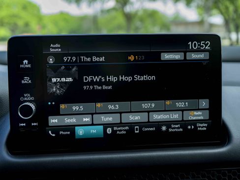 Used 2024 Honda HR-V EX-L image 30